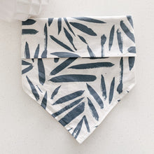 Load image into Gallery viewer, vacation is calling