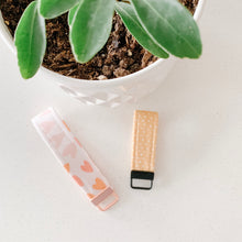 Load image into Gallery viewer, sunshine key fob