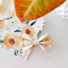 Load image into Gallery viewer, picnic basket bow tie