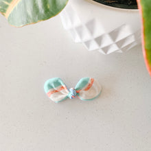 Load image into Gallery viewer, boardwalk bow