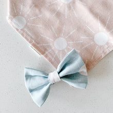Load image into Gallery viewer, april showers bow tie