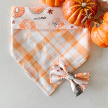 Load image into Gallery viewer, sugar and spice bow tie